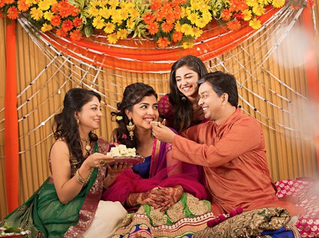 restaurants/gallery_one/DqLpVbdcMQ2JsfFKqMqkYWa1XJRsHbHv6BjjTjlN.jpg